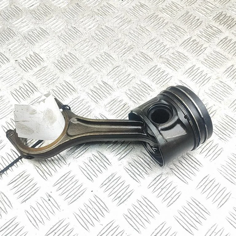 Piston