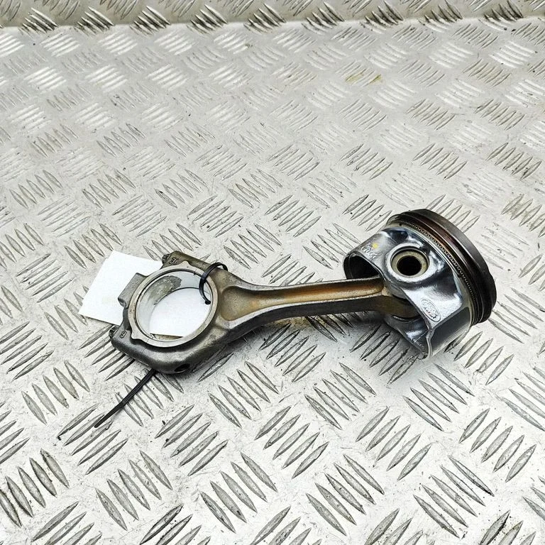 Piston