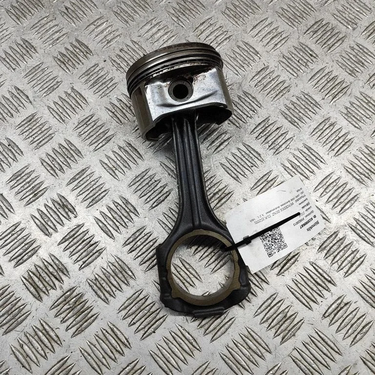 Piston – Mercedes-Benz CLK-Class A209 C209 (2002-2009)