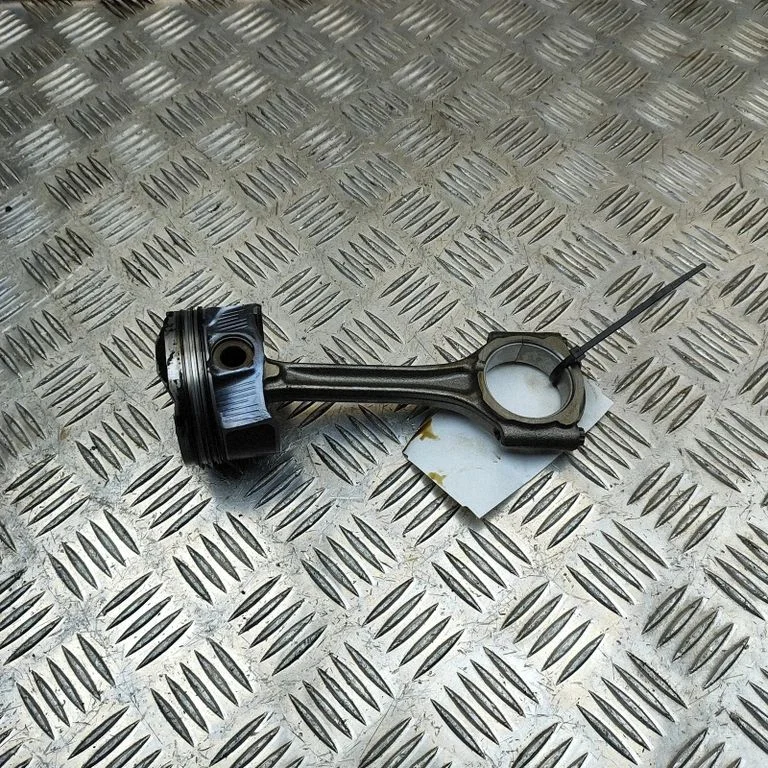 Piston 1627402880