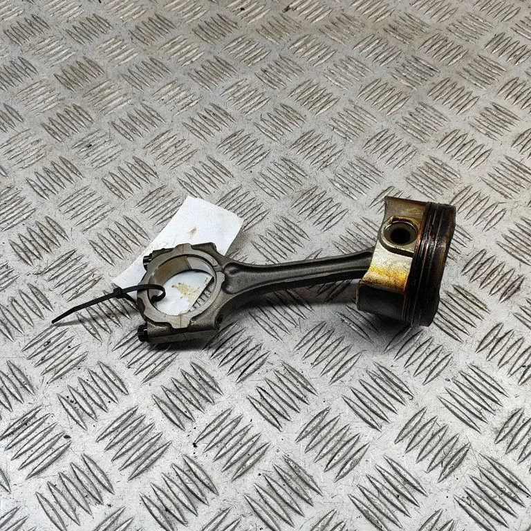 Piston 1320109A30
