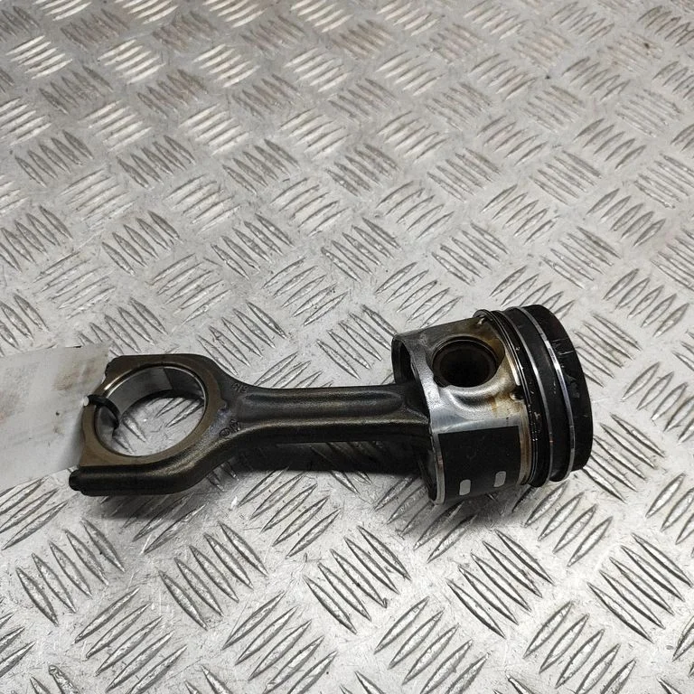Piston 1612784080