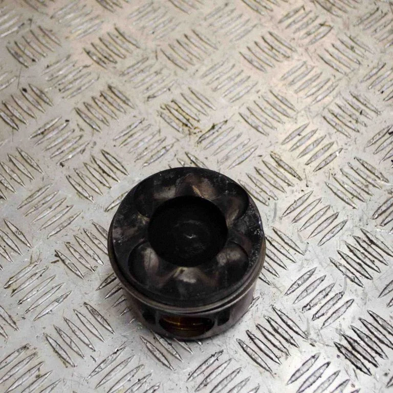 Piston A6460300917