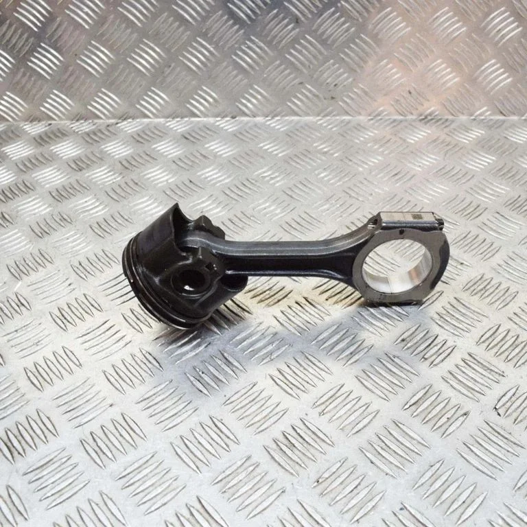 Piston – Mercedes-Benz C-Class W205 (2014-2021)