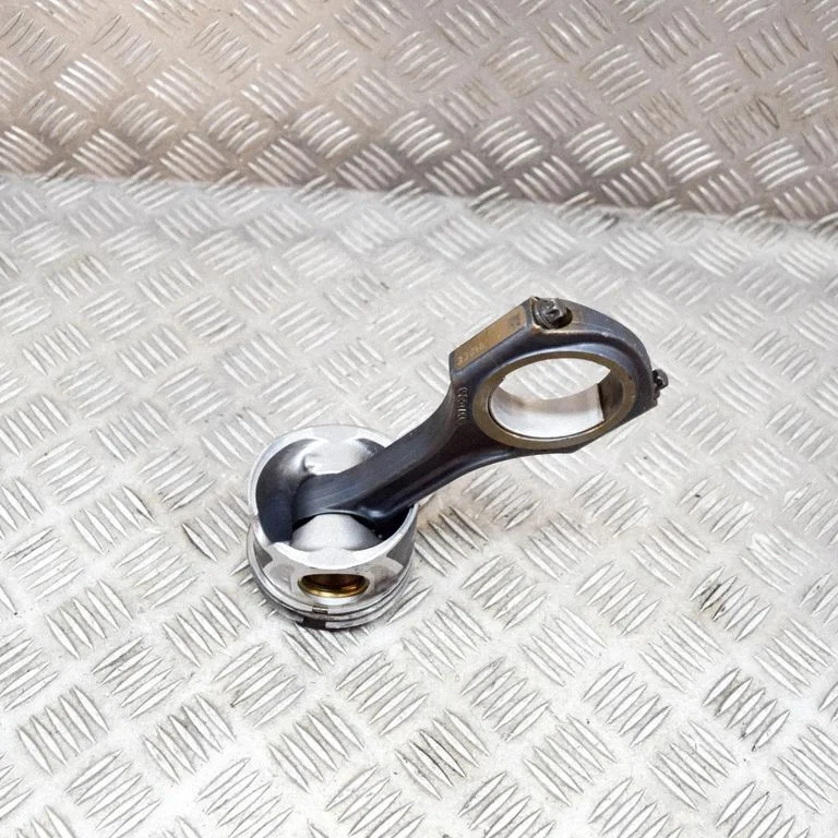 Piston – Mercedes-Benz Sprinter W906 (2006-2018)