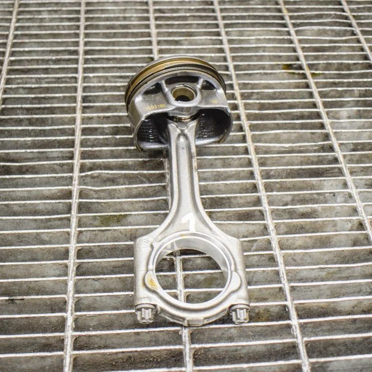 Piston 30750664