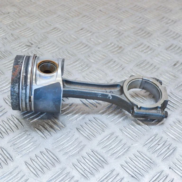 Piston – Audi A4 Allroad B8 (2008-2016)
