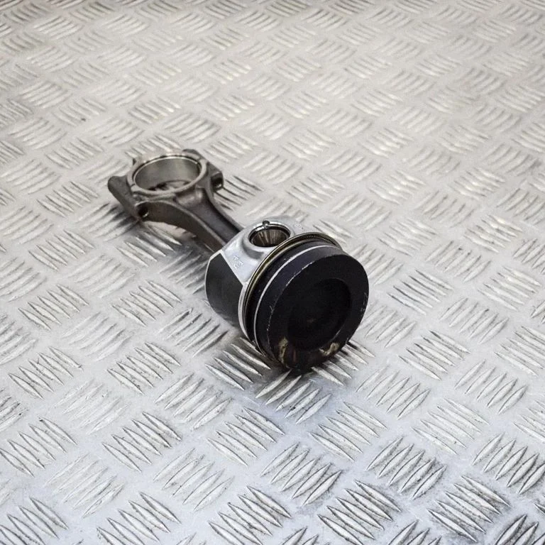 Piston