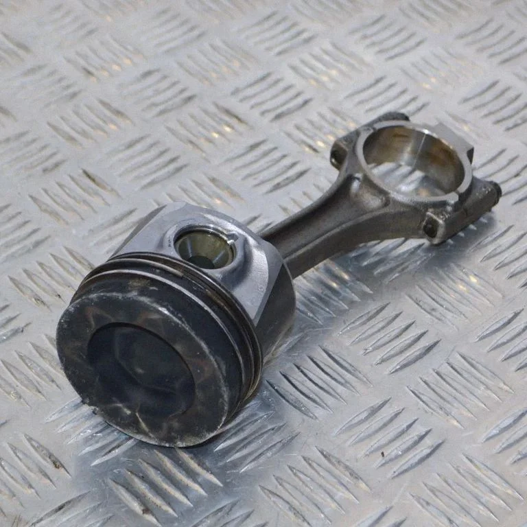 Tłoki 03L10706579L98
