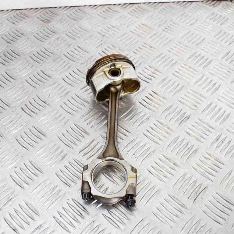 Piston – Toyota Yaris (2012-2014)