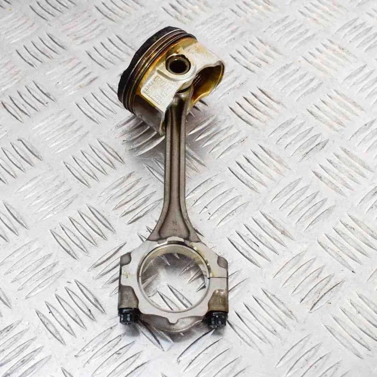 Piston – Toyota Yaris (2012-2014)