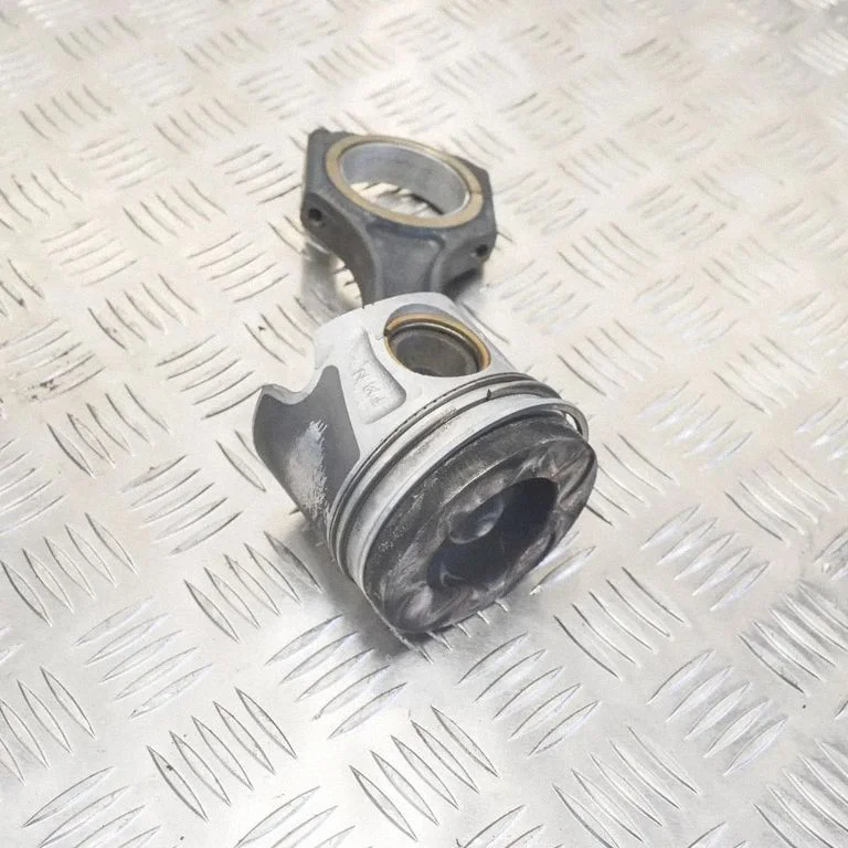 Piston – Mercedes-Benz Sprinter W906 (2006-2018)