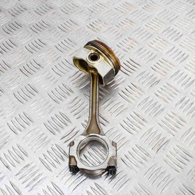 Piston – Toyota Yaris (2012-2014)