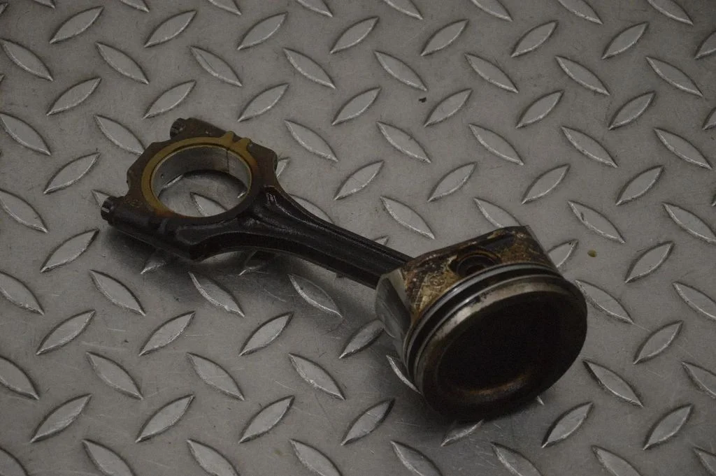 Piston – Volkswagen Polo IV 9N3 (2005-2009)