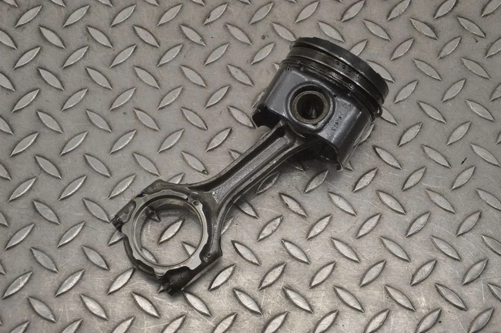 Piston