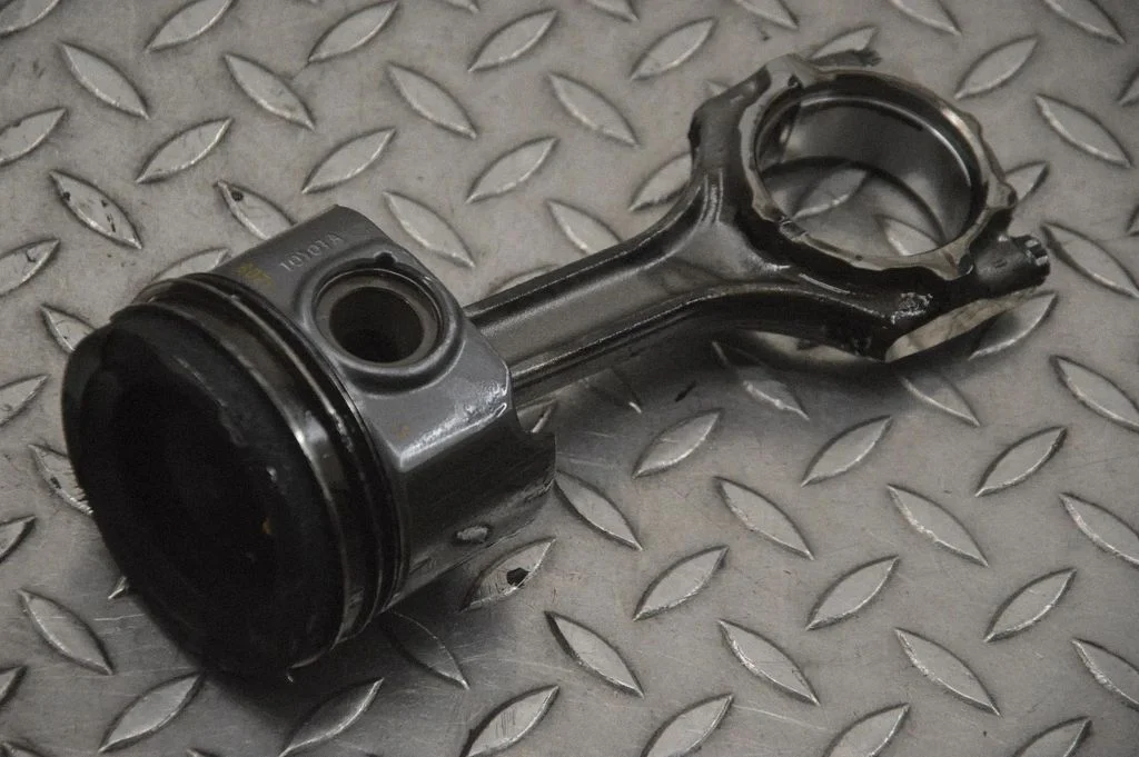 Piston