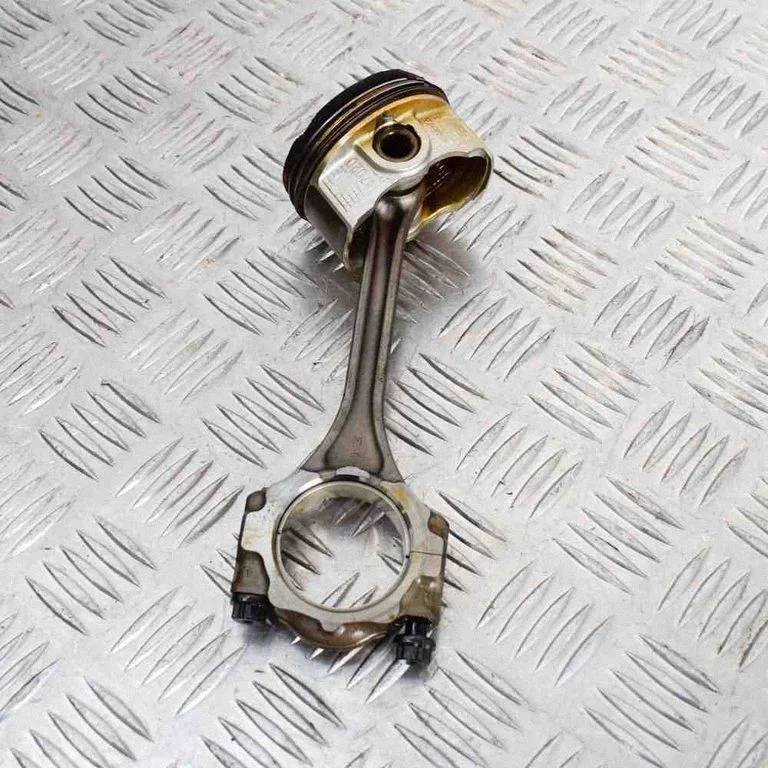 Piston