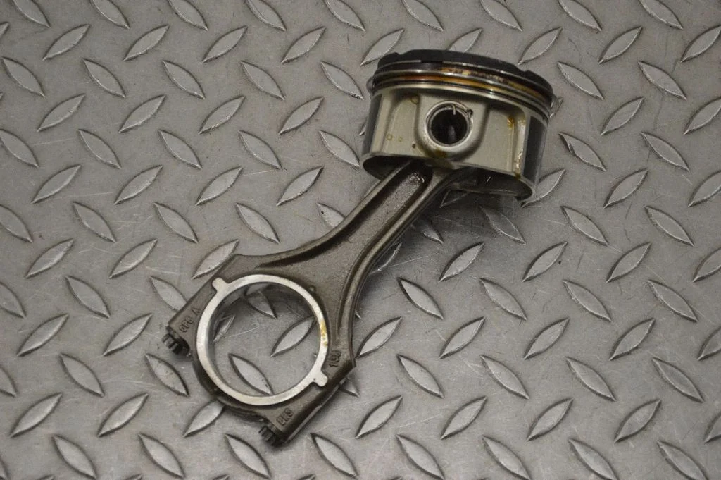 Piston 400A4739