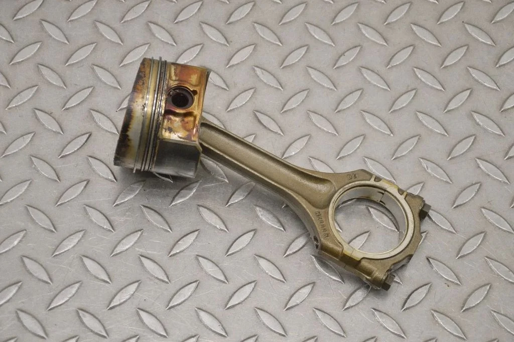Piston 021E