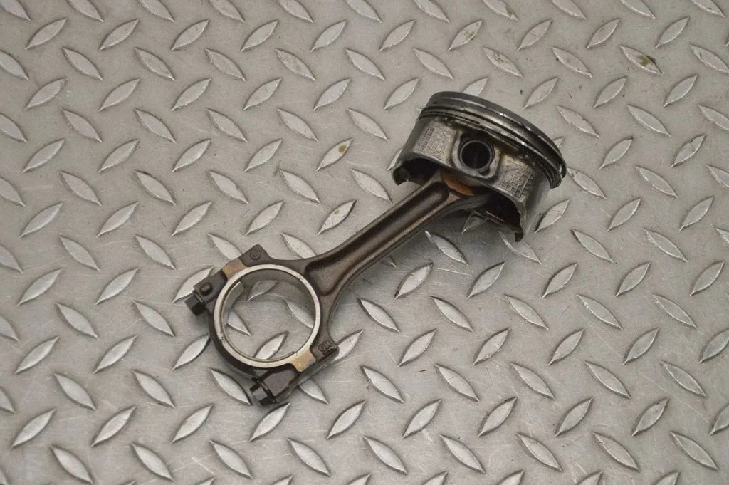 Piston