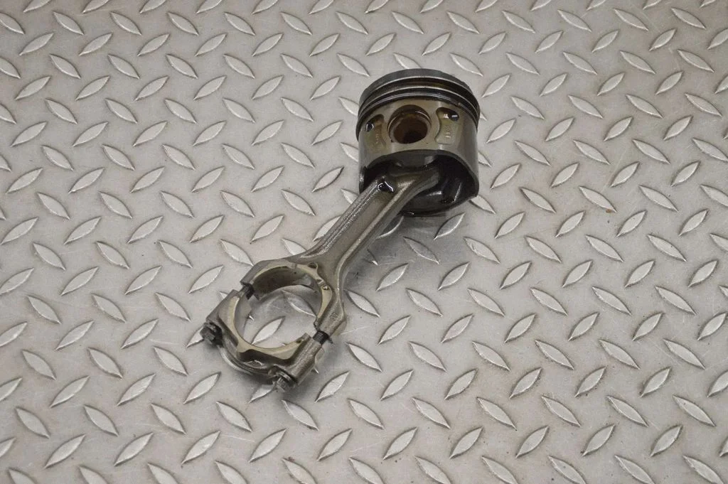 Piston