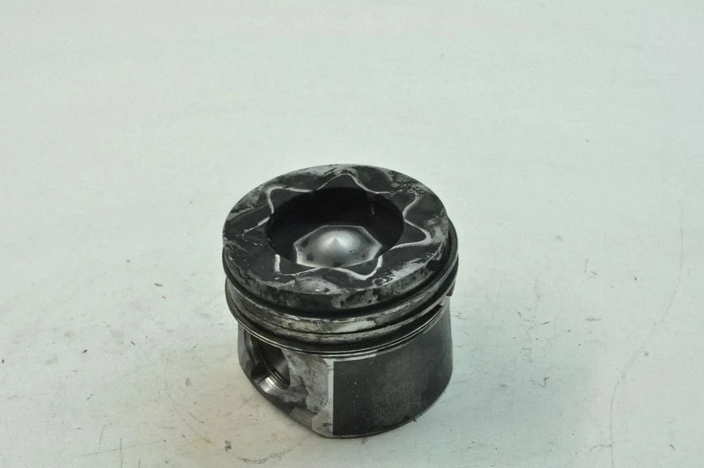 Piston 78L65