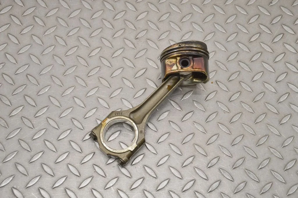 Piston 021E