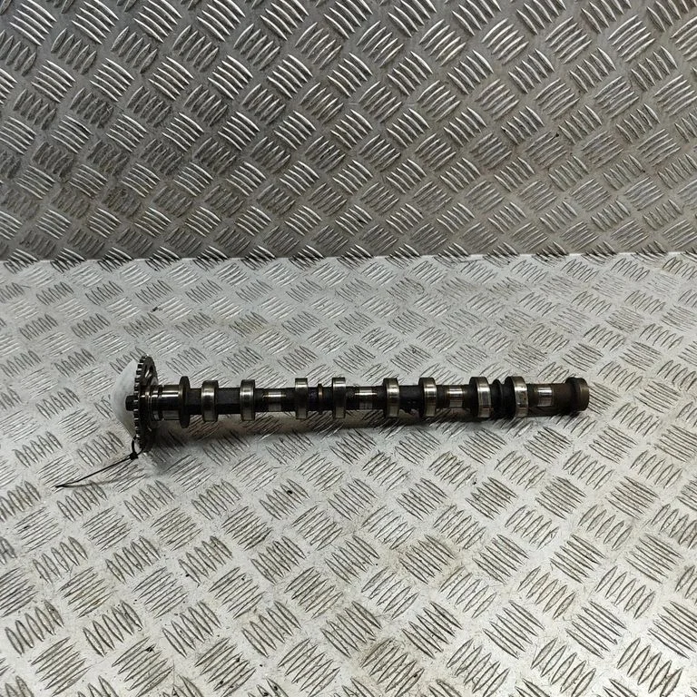 Camshaft 1352322020