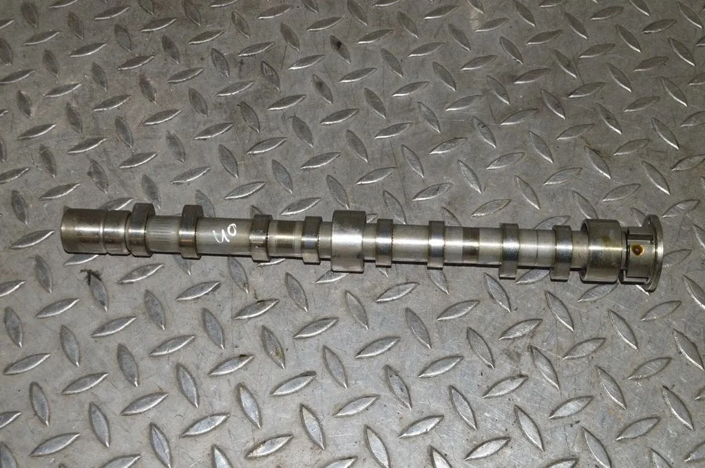 Sadales vārpsta 03CDF – Volkswagen Scirocco (2008-2016)
