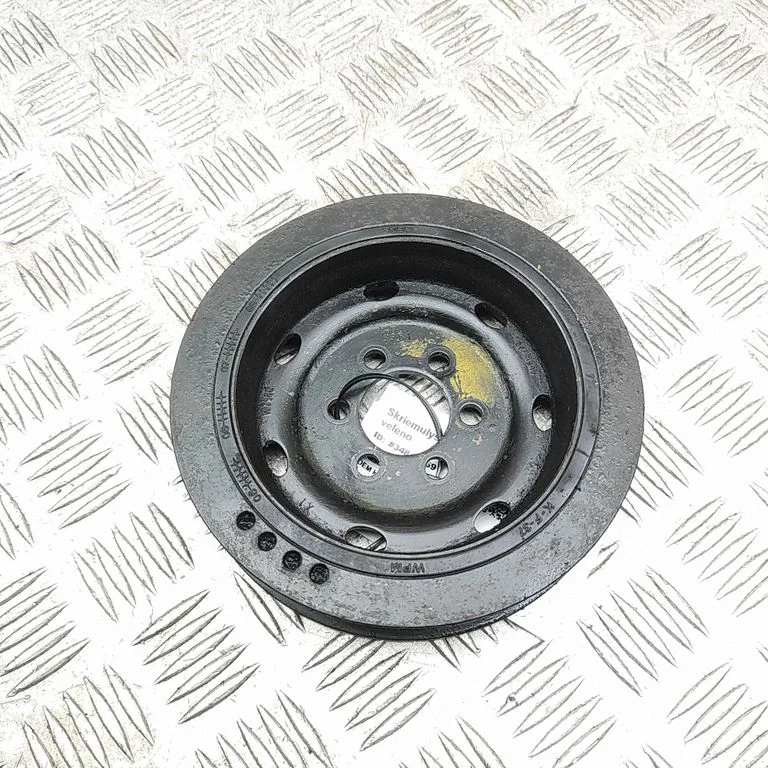 Crankshaft pulley – Land Rover Discovery 3 - LR3 (2005-2009)