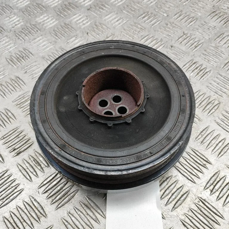 Kloķvārpstas skriemelis – BMW 5. sērija F10 F11 (2009-2016)