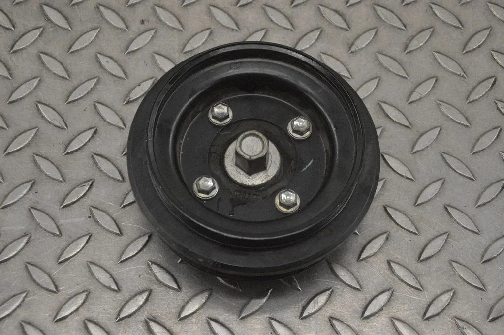 Väntvõlli rihmaratas – Toyota Land Cruiser (J200) (2008-)