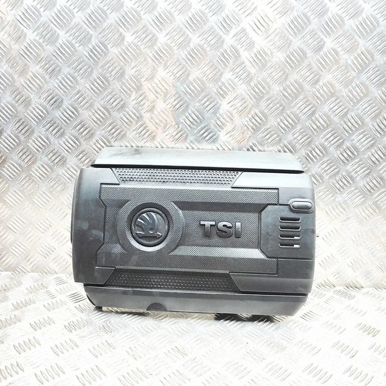 Dzinēja pārsegs (apdare) 06K103925BR