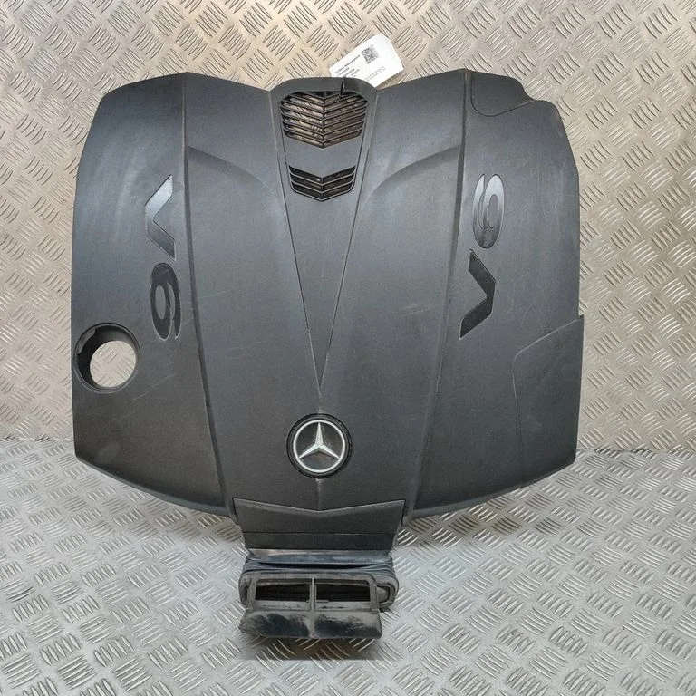 Engine cover (trim) A6420103567