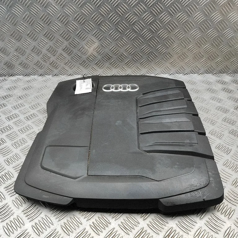 Dzinēja pārsegs (apdare) 05L103925D