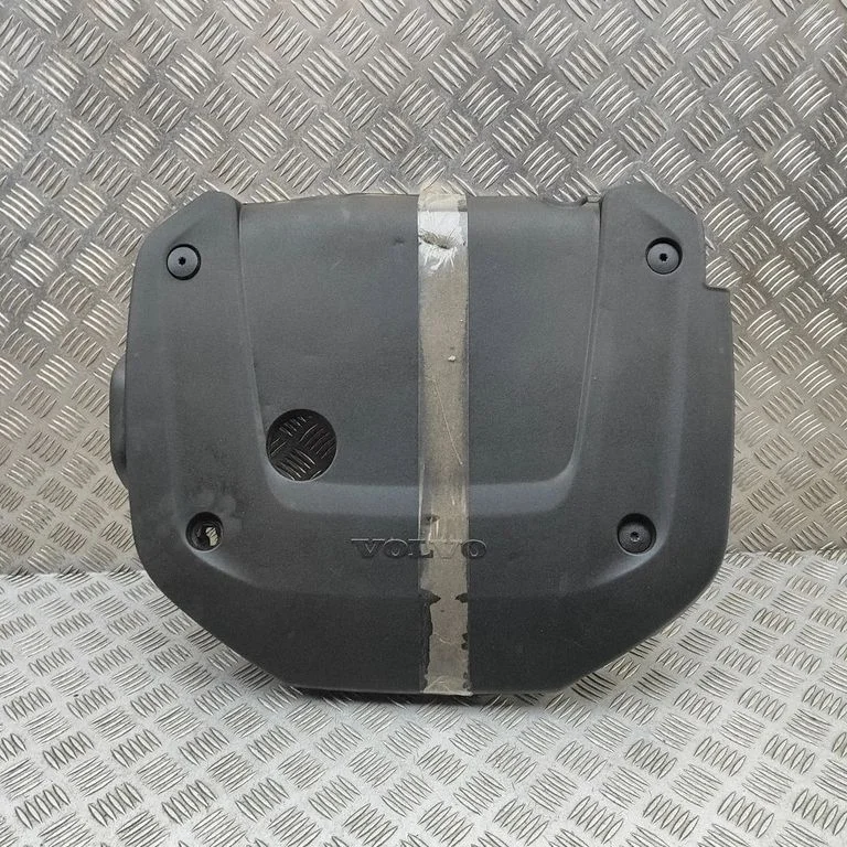 Engine cover (trim) 32335545