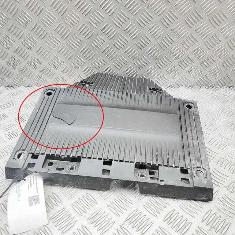 Engine cover (trim) 9835354180