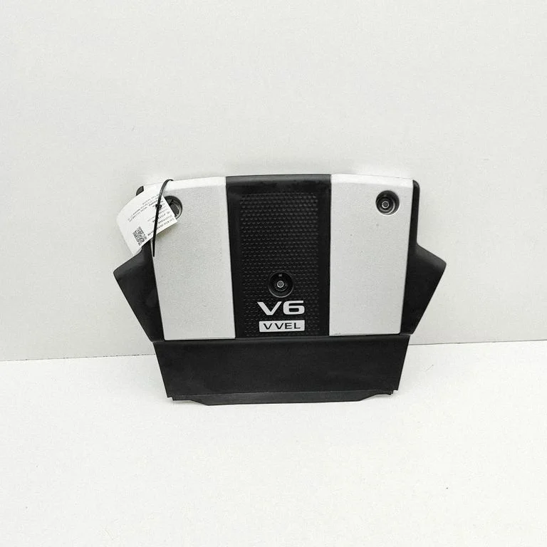 Engine cover (trim) – Nissan 370Z (2009-2020)