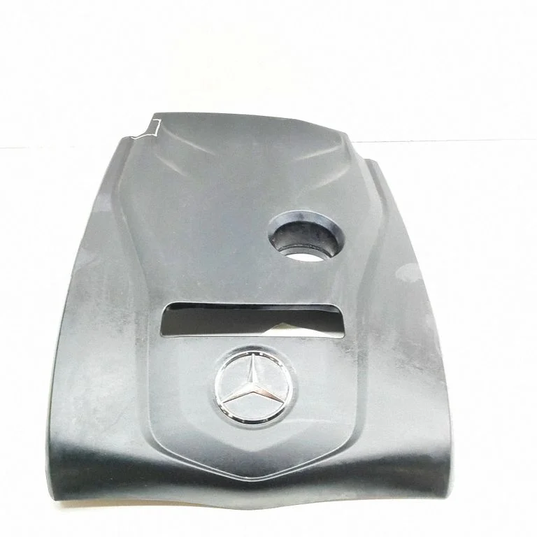 Mootori kate (kaunistus) – Mercedes-Benz C-klass W205 (2014-2021)
