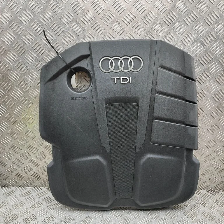 Dzinēja pārsegs (apdare) 04L103925P
