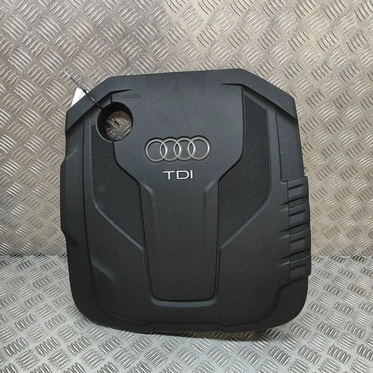 Engine cover (trim) 04L103925D