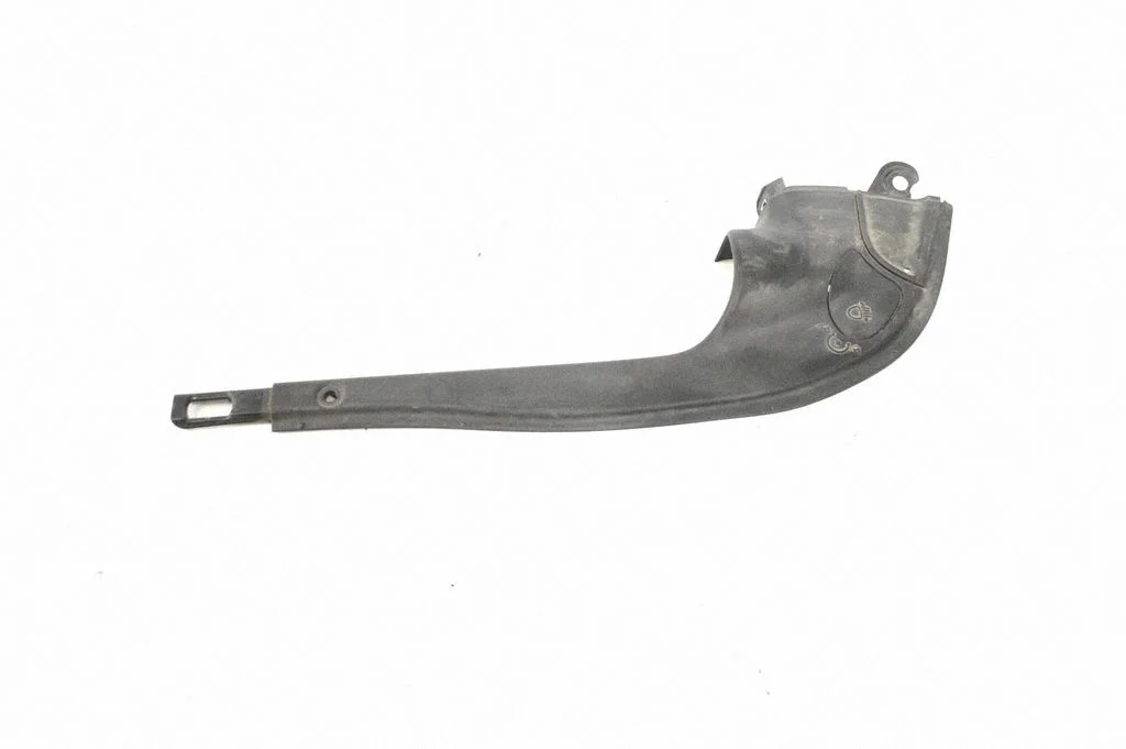 Mootori kate (kaunistus) 7L5805285D