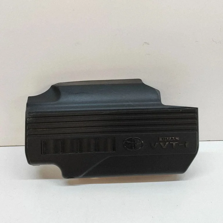 Engine cover (trim) 126110Y040
