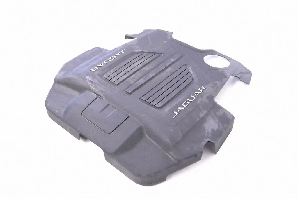 Engine cover (trim) – Jaguar F-Type (2013-)