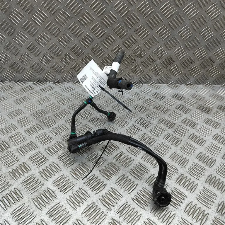 Coolant pipe/hose A0009974504