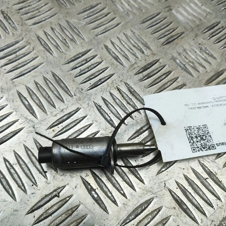 Zawór elektromagnetyczny turbo 06E103697M