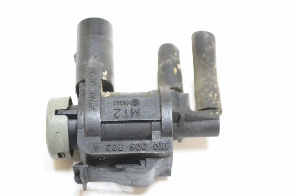 Solenoidklapp – Audi A4 Allroad B8 (2008-2016)