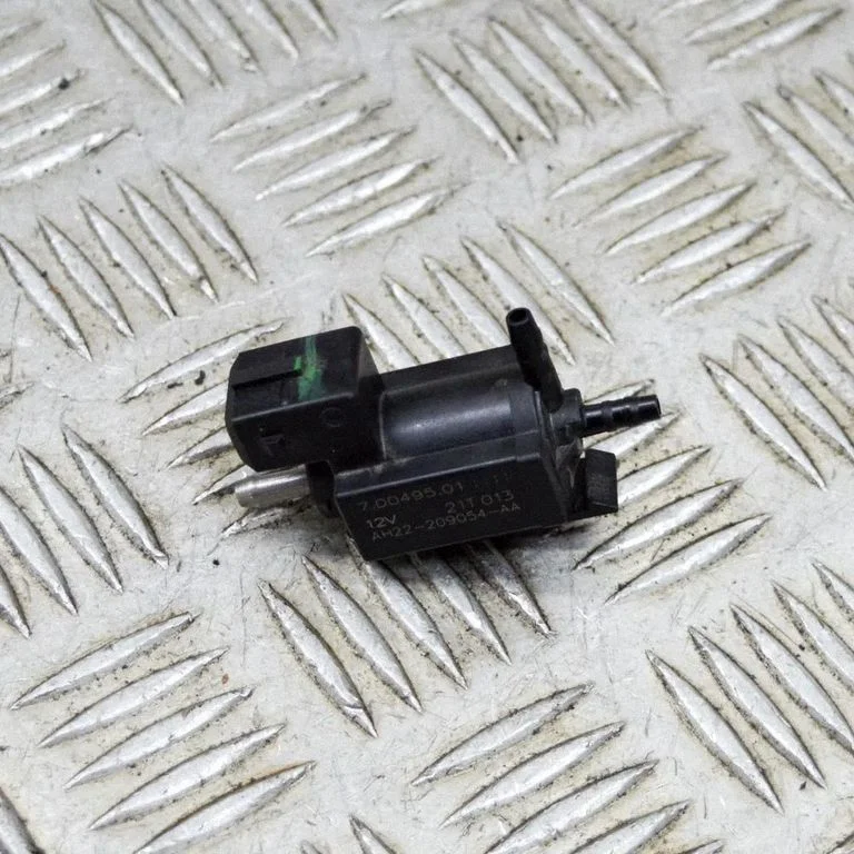 Zawór elektromagnetyczny turbo 70049501