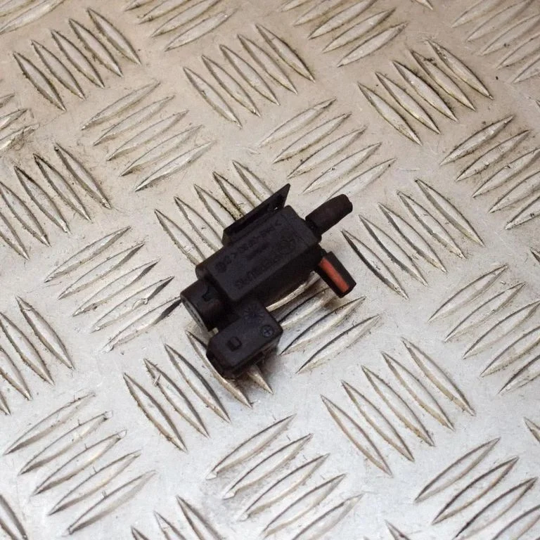 Turbo solenoīda vārsts – BMW 5. sērija E60 E61 (2004-2010)