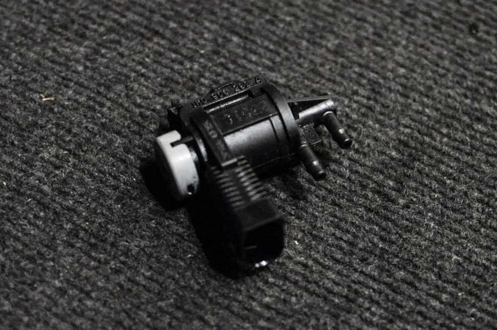 Turbo solenoīda vārsts 1K0906283A